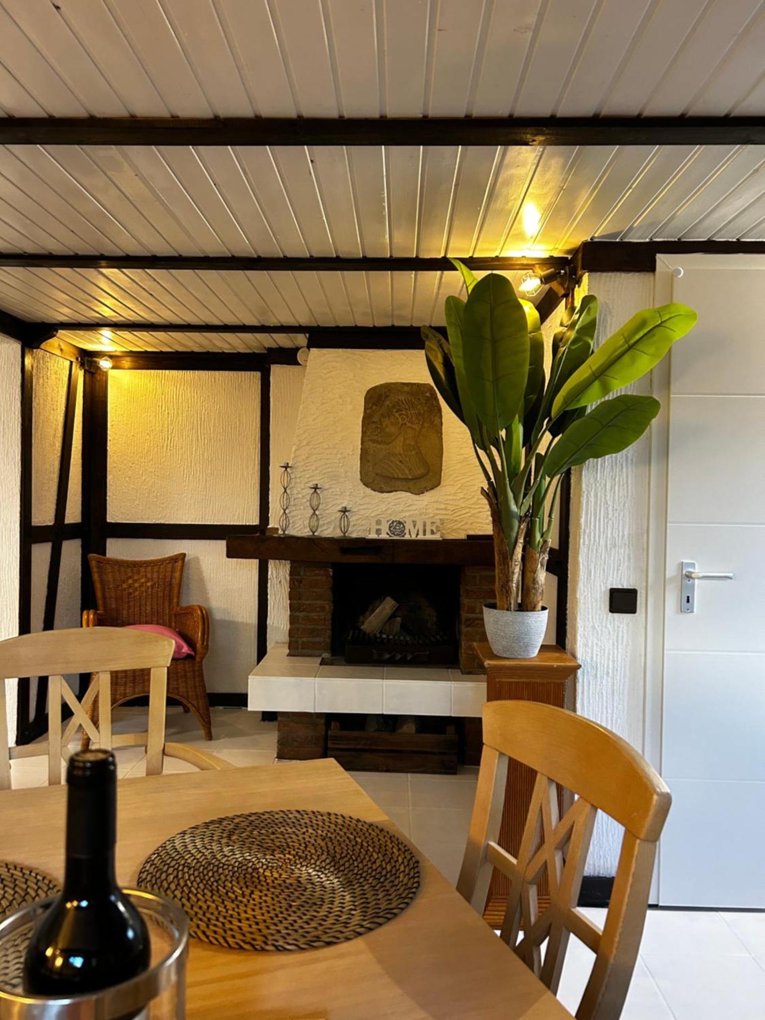 Guidos Place Souterrain Apartment Weissenthurm Dış mekan fotoğraf